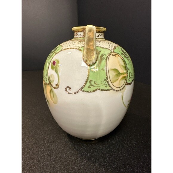 Antique Nippon Moriage Vase w/ Damage M-in-Wreath - Picture 2 of 8